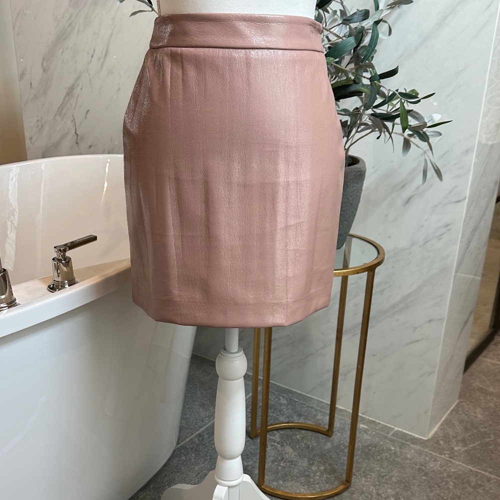 MILLY Crinkle Leather Modern Miniskirt in Blush, Size 0, NWOT!